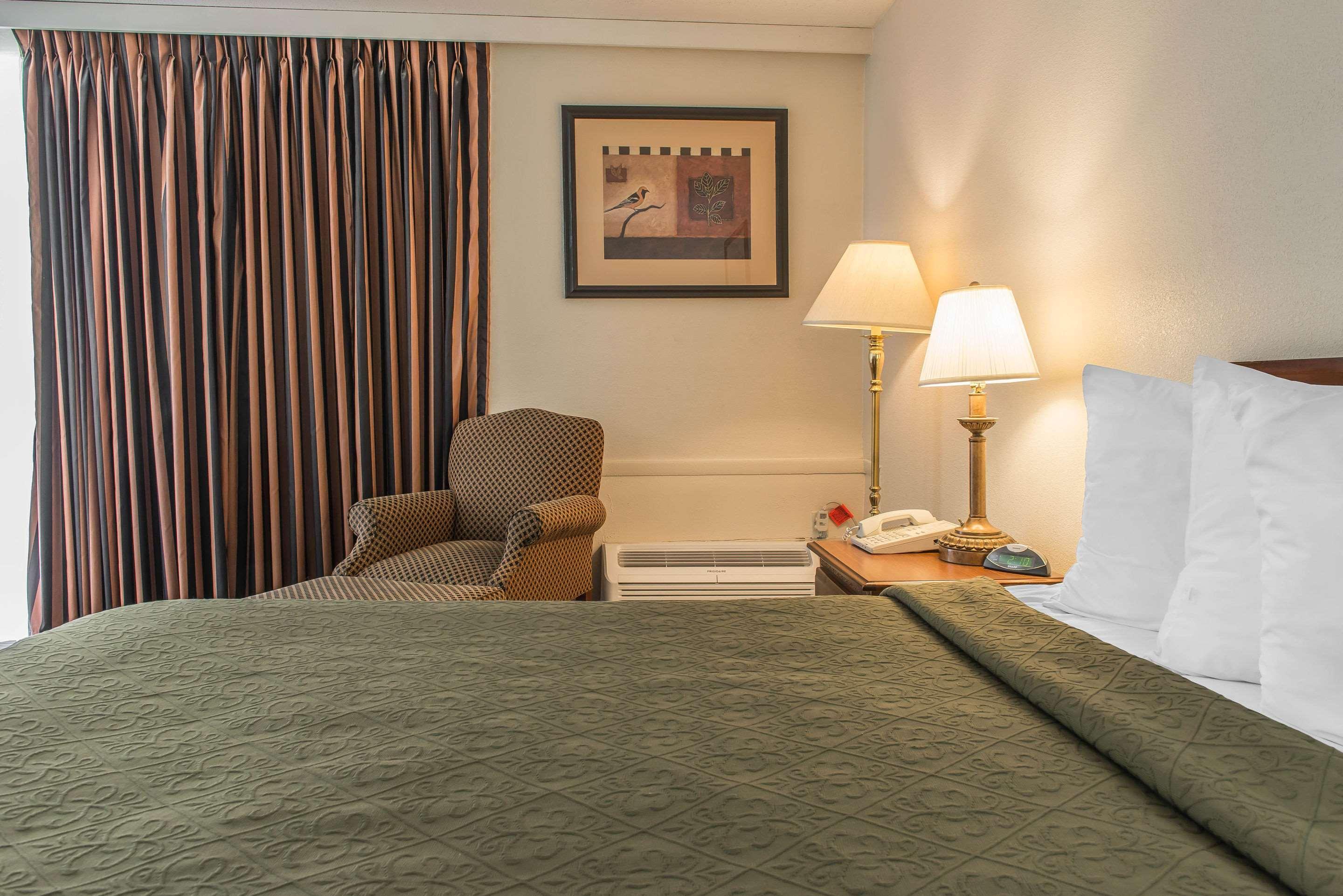 Rodeway Inn Brookville Eksteriør bilde