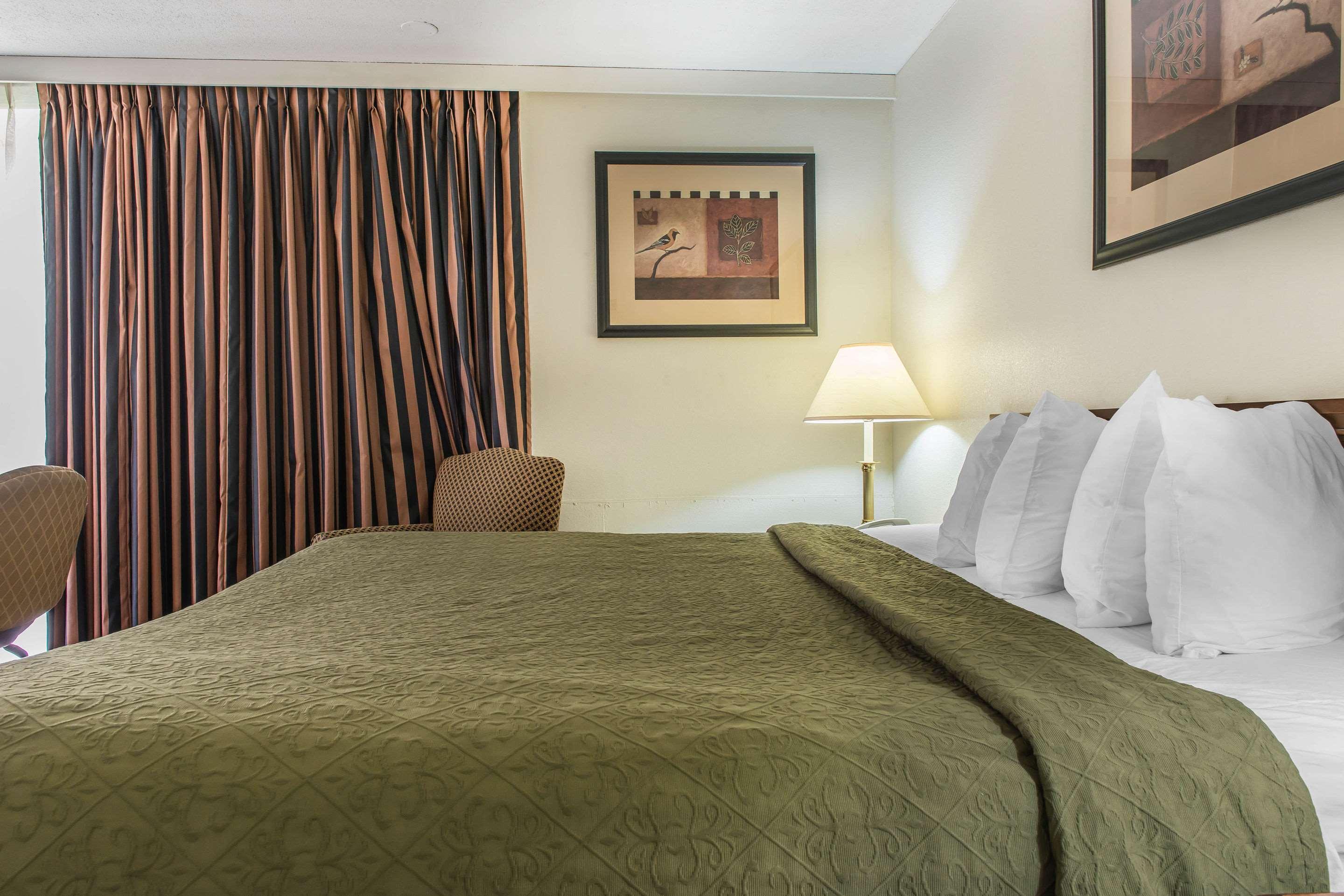 Rodeway Inn Brookville Eksteriør bilde