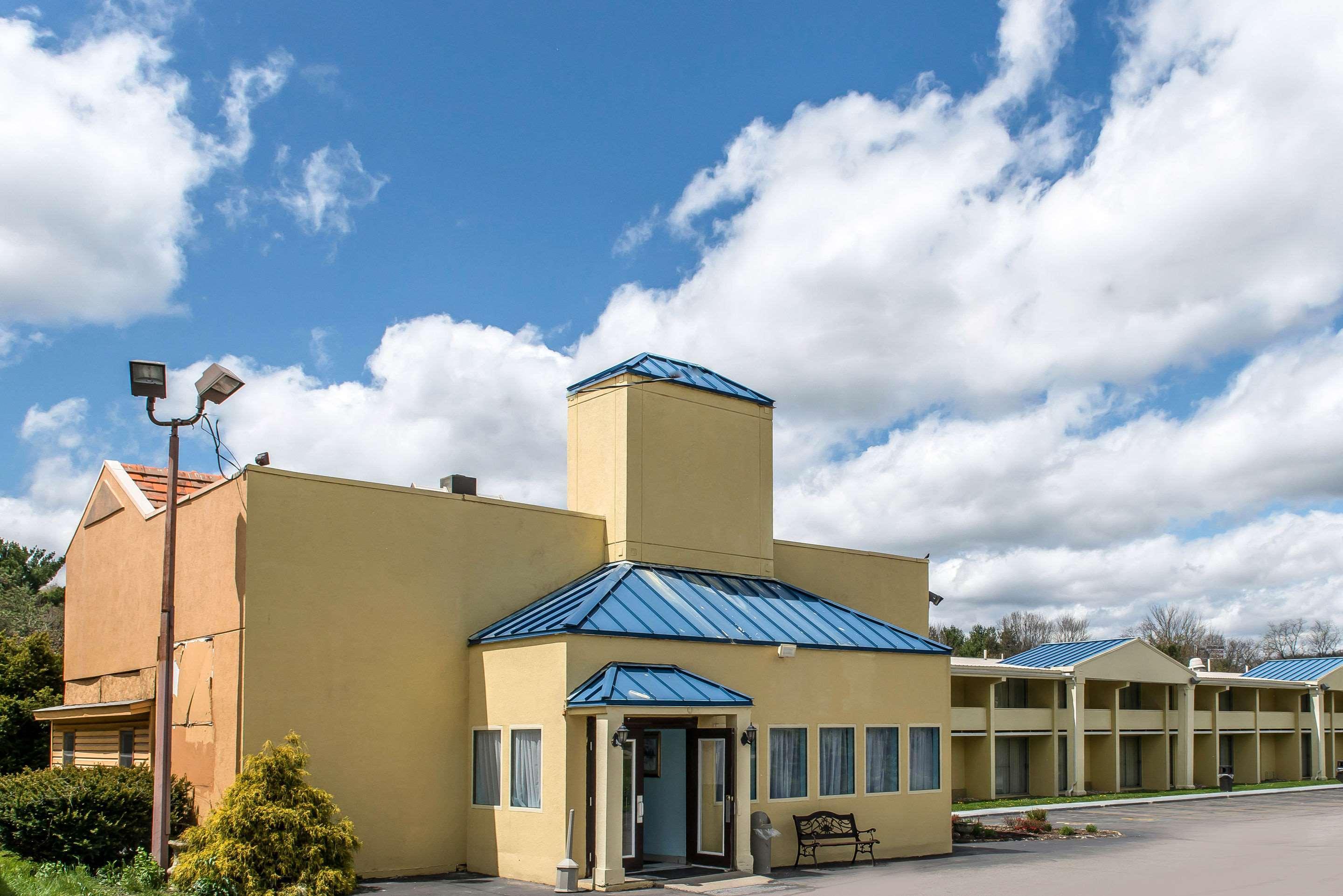 Rodeway Inn Brookville Eksteriør bilde