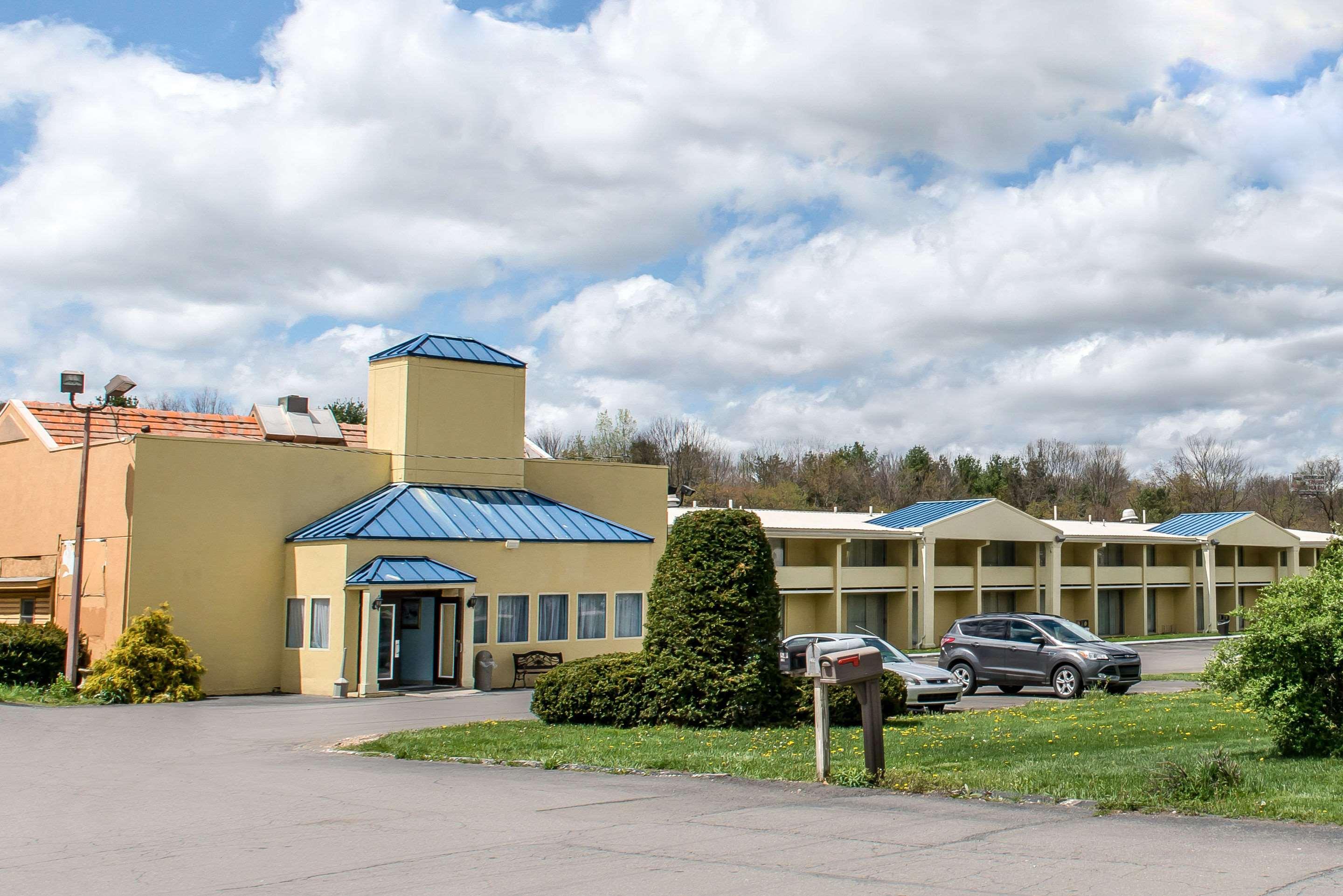 Rodeway Inn Brookville Eksteriør bilde
